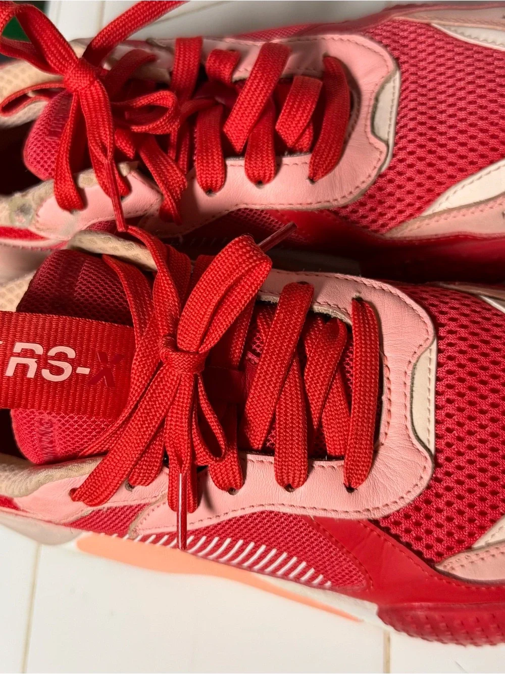 Puma Red Sport Bra and Leggings Set with Red Sneakers